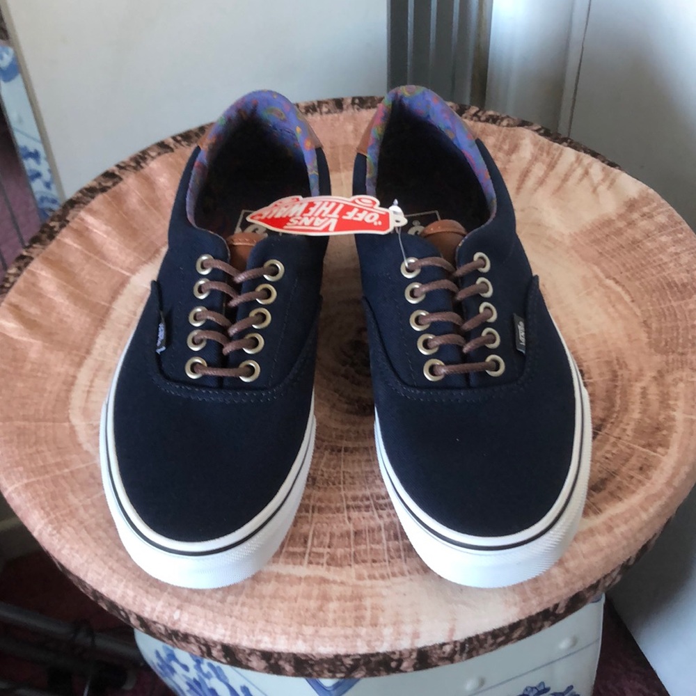 New Authentic Vans Unisex Shoes